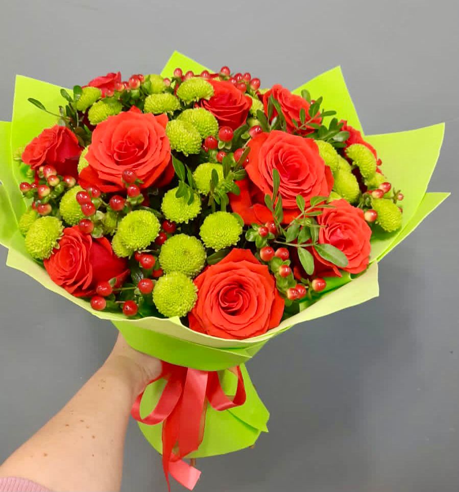 Букет цветов из: Хризантемы и Розы в Незамаевской