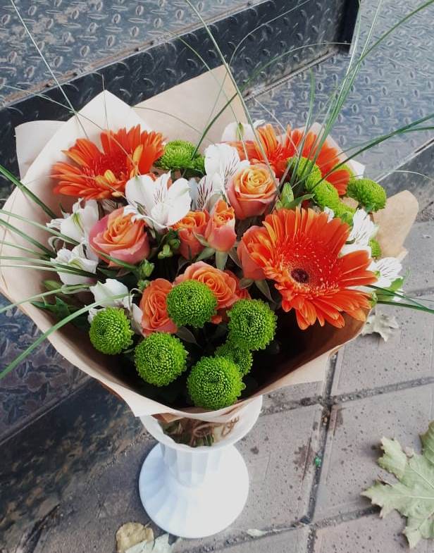 Букет цветов из: Герберы, Хризантемы, Альстромерии и Розы в Незамаевской