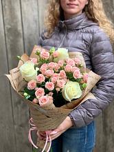 Букет цветов из:  Розы в Незамаевской