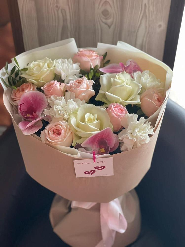 Букет цветов из: Орхидеи, Розы и Гвоздики в Незамаевской