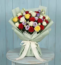 Букет цветов из:  Розы в Незамаевской