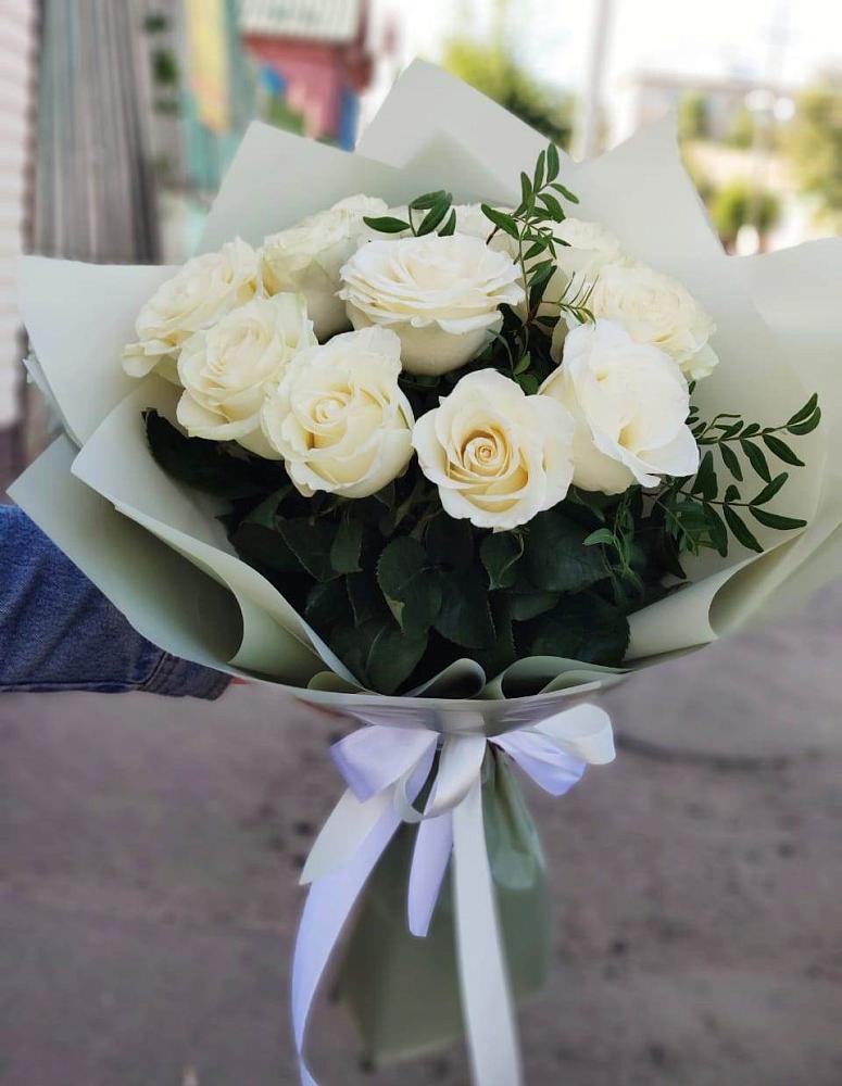 Букет Белые розы Проуд в Незамаевской