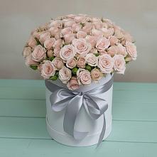 Цветочная композиция из Розы в шляпной коробке в Незамаевской