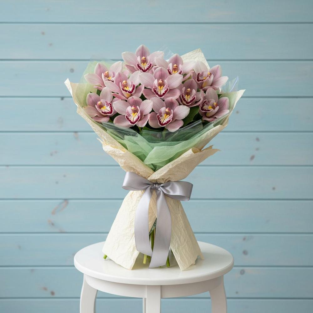 Букет цветов из: Орхидеи и Розы в Незамаевской