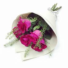 Букет цветов из:  Розы в Незамаевской