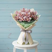 Букет цветов из:  Орхидеи и Розы в Незамаевской