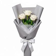 Букет 3 белые розы #REPLACE_PRED# Незамаевской
