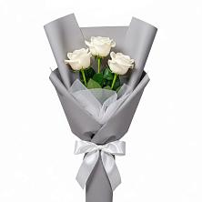Букет 3 белые розы в Незамаевской