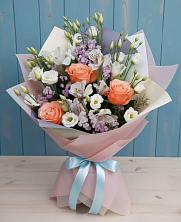 Букет цветов из:  Лизиантусы, Розы, Альстромерии и Гипсофила в Незамаевской