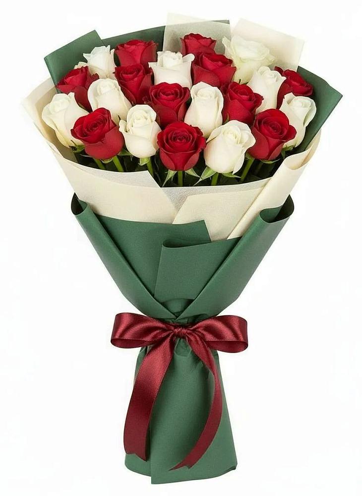 Букет Микс из красных и белых роз в Незамаевской