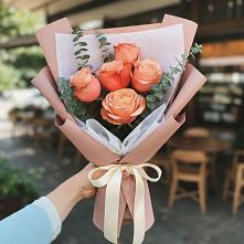Букет цветов из:  Розы в Незамаевской