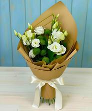 Букет цветов из:  Хризантемы и Лизиантусы в Незамаевской