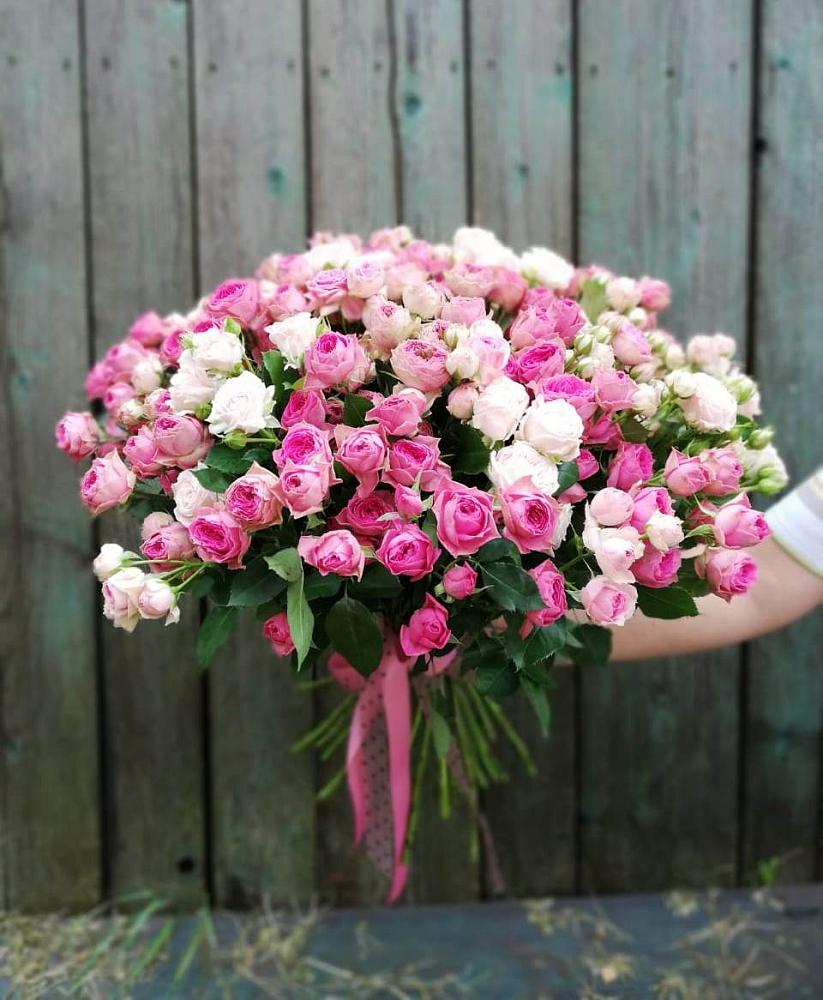 Букет Розовые кустовые розы Натали и Лав Лидия в Незамаевской