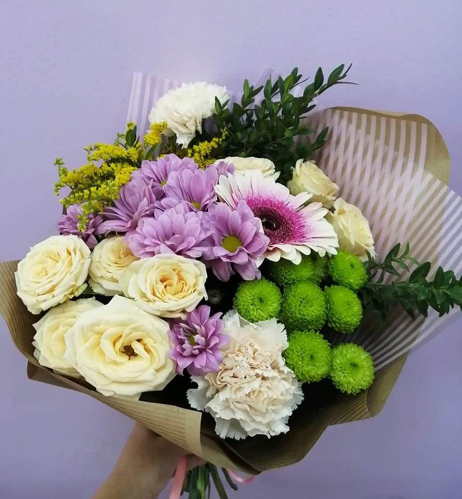 Букет цветов из: Хризантемы, Розы, Гвоздики и Герберы в Незамаевской