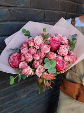 Букет цветов из:  Розы в Незамаевской