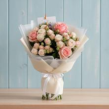 Букет цветов из:  Розы в Незамаевской