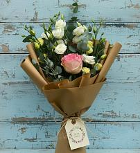 Букет цветов из:  Розы и Лизиантусы в Незамаевской