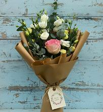 Букет цветов из:  Розы и Лизиантусы в Незамаевской
