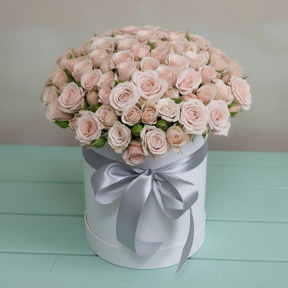 Цветочная композиция из Розы в шляпной коробке в Незамаевской